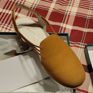 David Tate Tan Espadrilles with Slip-On Style and Rounded Toe